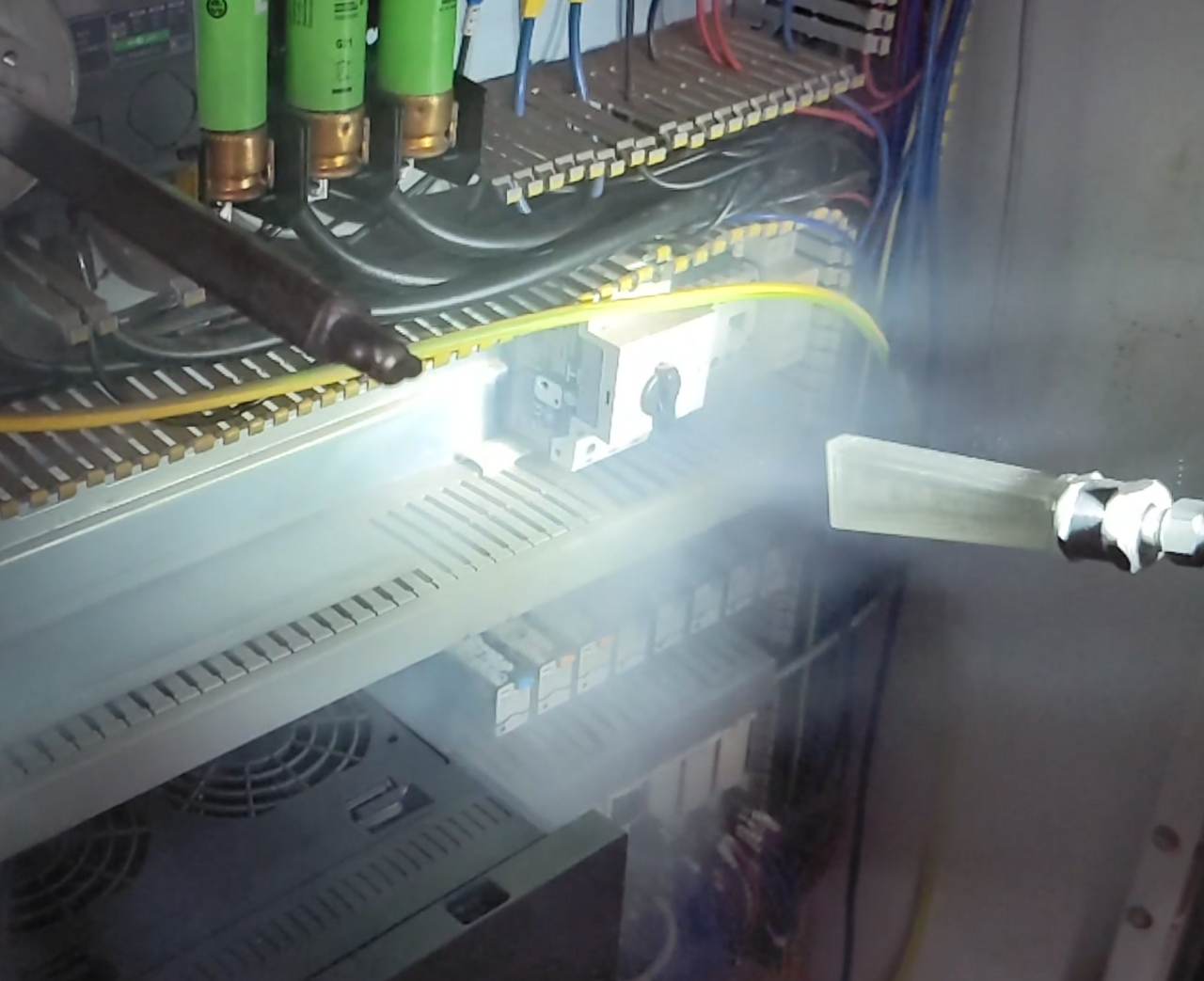 Różnorodne produkty spożywcze, których jakość zapewnia czyszczenie suchym lodem.